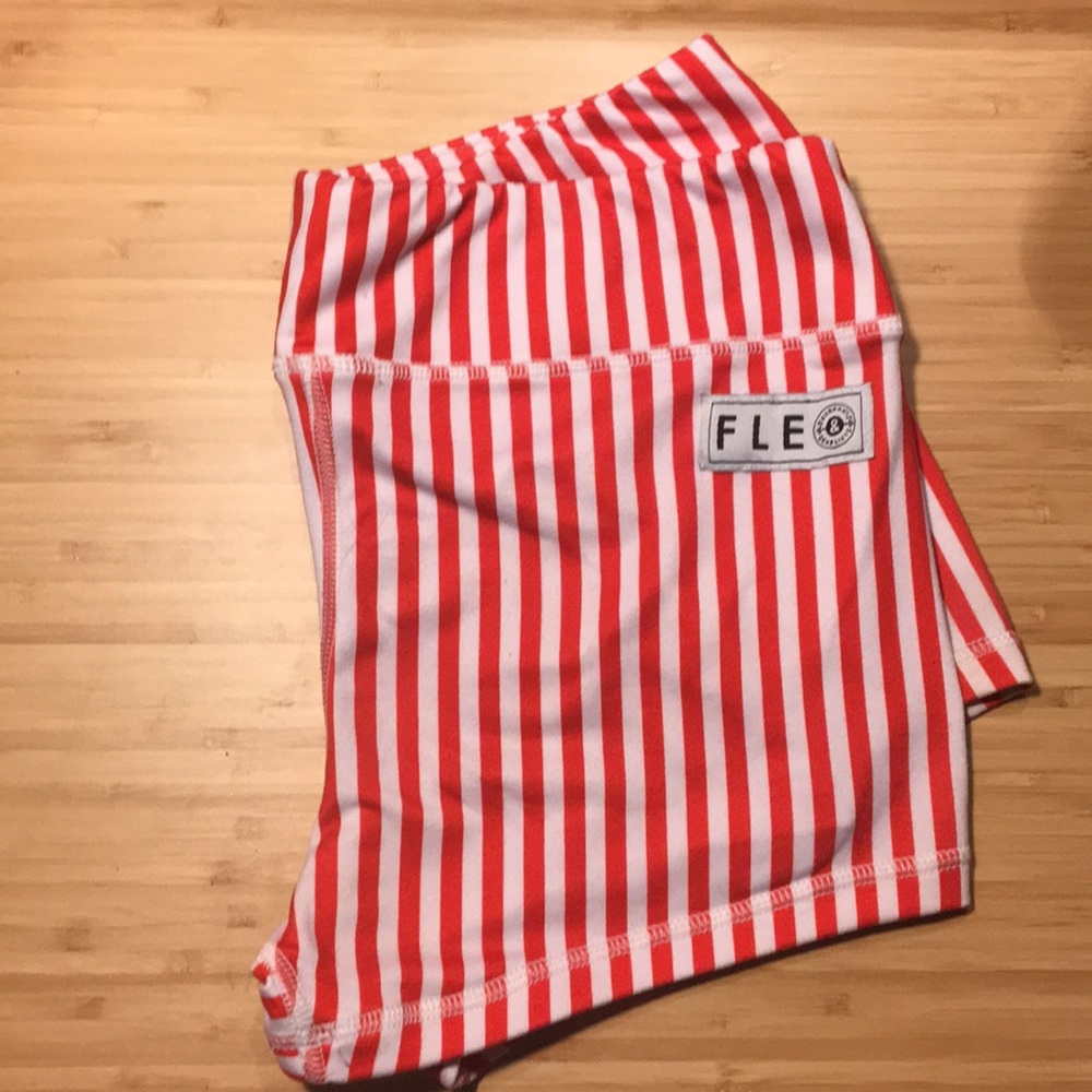 Fleo Shorts